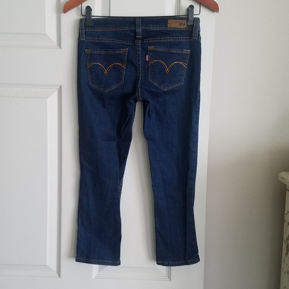 Levi's 25 Actual 26.5-27" Waist Cropped Jeans